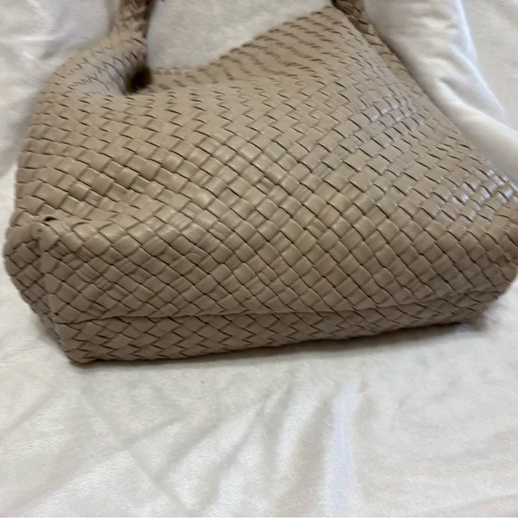 Falor Italian Leather Woven Taupe Hobo Bag - Picture 5 of 11